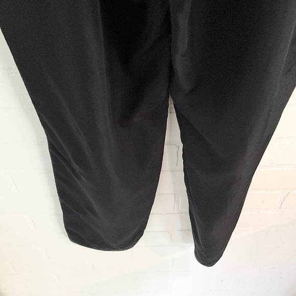 Aritzia Babaton Dress Pants Trousers High Waist Darted Silky Black Pockets 6 - Picture 13 of 16